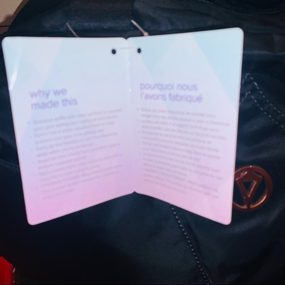 🔸 Ivivva by lululemon weekend escape duffel rate - Picture 11 of 16